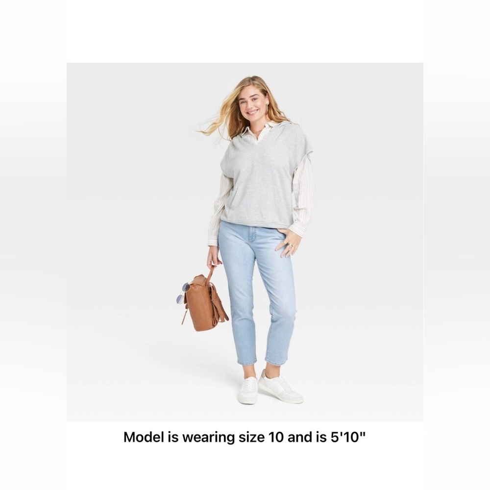 Universal Thread Women’s high-rise slim straight jeans